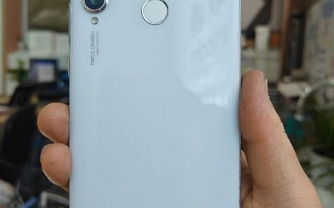 华为 nova 4e – 超广角三摄手机_资料手册