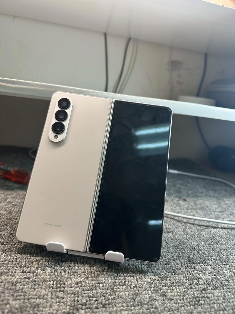 Galaxy Z Fold4 - 折叠屏旗舰智能手机_资料全集-5 Galaxy Z Fold4 - 折叠屏旗舰智能手机_资料全集-5