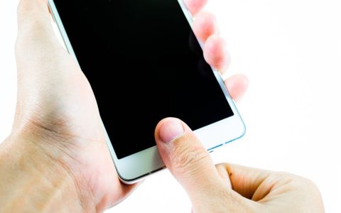 iPhone 12 – 双摄5G智能手机_百科资料