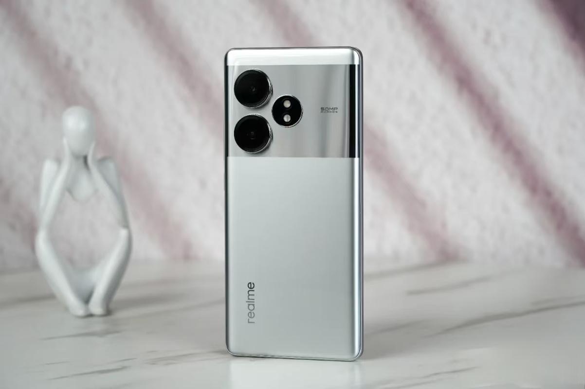 realme GT Neo7 - 电竞旗舰手机_资料手册-4