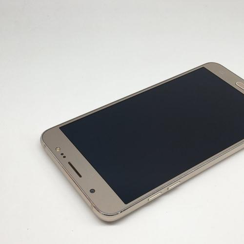 Galaxy J7 2016 - 大屏长续航智能手机_资料手册-2 Galaxy J7 2016 - 大屏长续航智能手机_资料手册-2