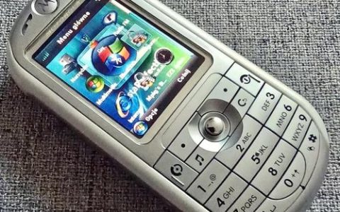 Moto E (2nd gen) – 入门级智能手机_百科资料