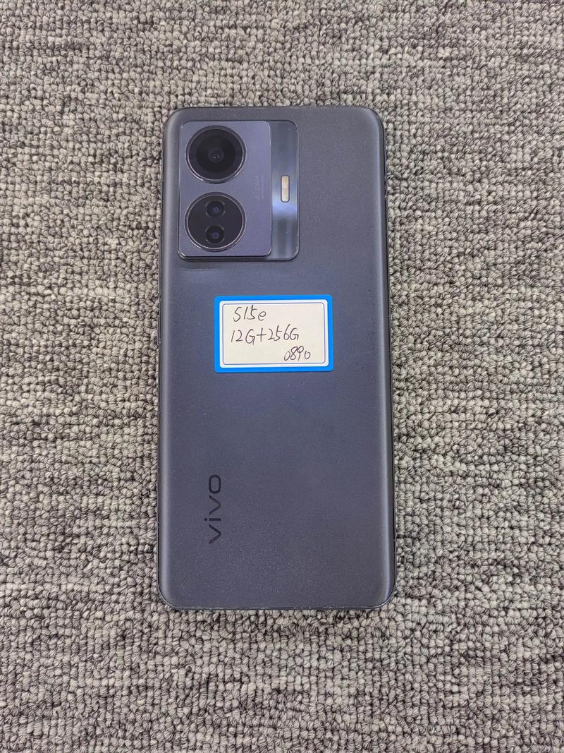 vivo S15e - 超清影像中端手机_百科资料-5