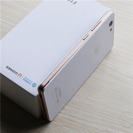 金立 F100 - 超长续航智能手机_百科资料-3