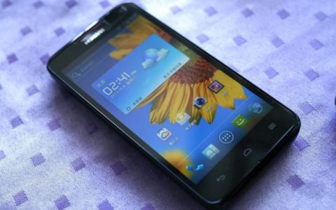 华为 Ascend D quad XL – 四核高性能智能手机_百科资料