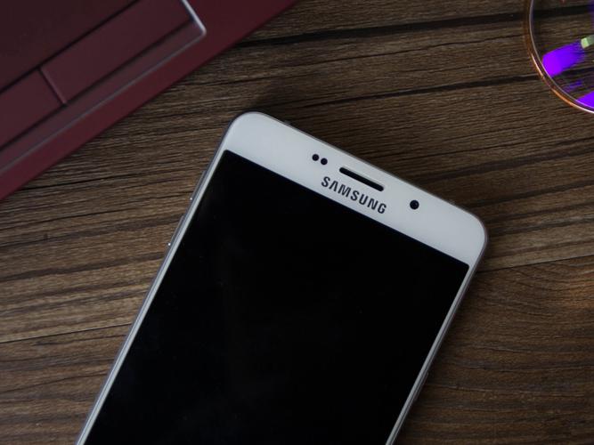 Galaxy A9 2018 - 四摄全面屏手机_资料大全-3 Galaxy A9 2018 - 四摄全面屏手机_资料大全-3