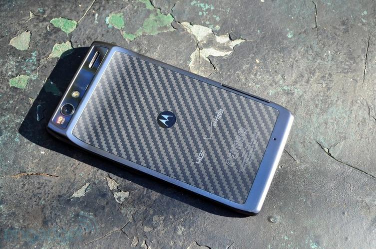 摩托罗拉 DROID RAZR - 超薄折叠手机_百科资料-4