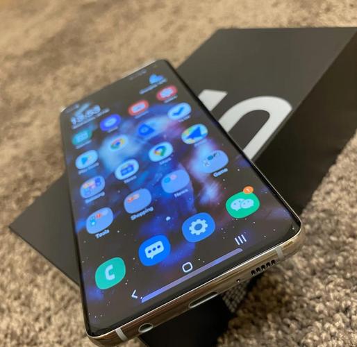 Galaxy S10+ - 超感官全视屏手机_百科资料-2