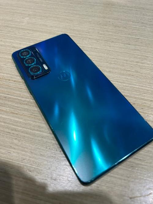 摩托罗拉 Motorola Edge 轻奢版 – 轻薄高刷智能手机_资料库