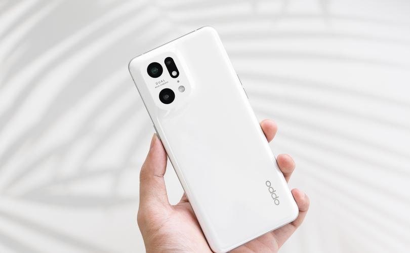 OPPO Find X5 Pro 天玑版 - 旗舰影像手机_资料手册-3 OPPO Find X5 Pro 天玑版 - 旗舰影像手机_资料手册-3