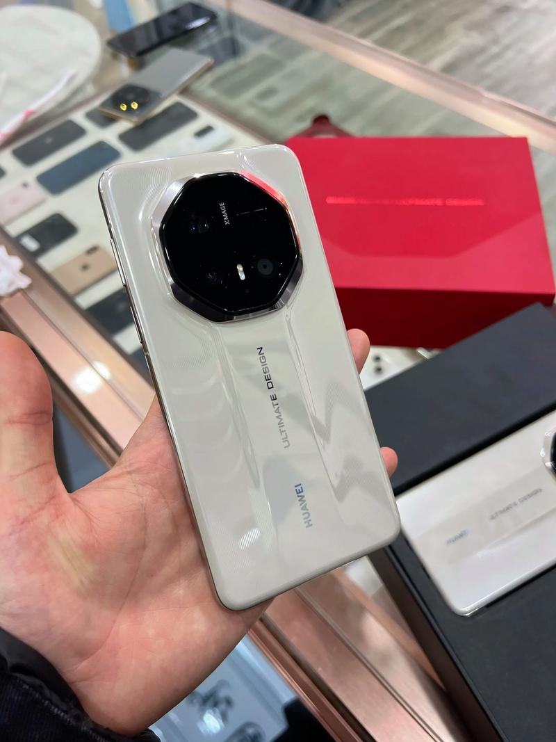 华为Mate 70 RS 非凡大师 - 超旗舰影像手机_资料库-4