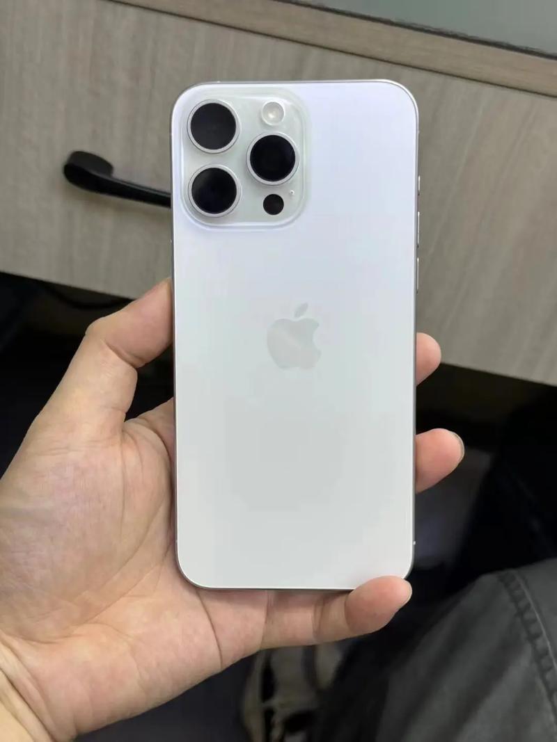 iPhone 15 Pro Max - 钛金属旗舰智能手机_百科资料-2 iPhone 15 Pro Max - 钛金属旗舰智能手机_百科资料-2