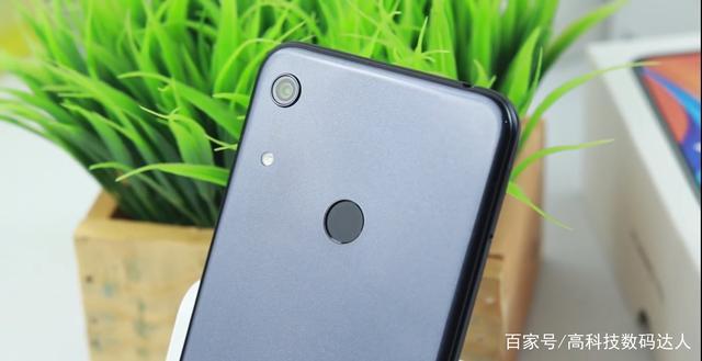 华为 Ascend Y6s – 入门级智能手机_百科资料