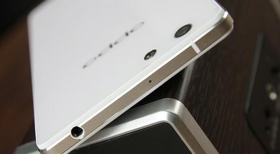 OPPO R1C - 纤薄美颜手机_百科资料-3 OPPO R1C - 纤薄美颜手机_百科资料-3