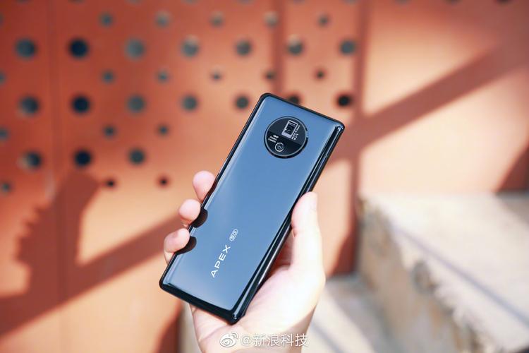 vivo APEX 2022 - 屏下摄像头概念手机_资料库-3