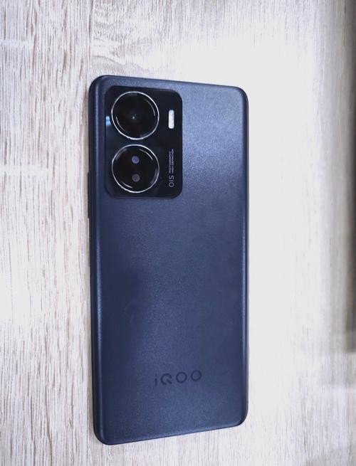 iQOO Z6 – 骁龙芯高刷手机_资料手册