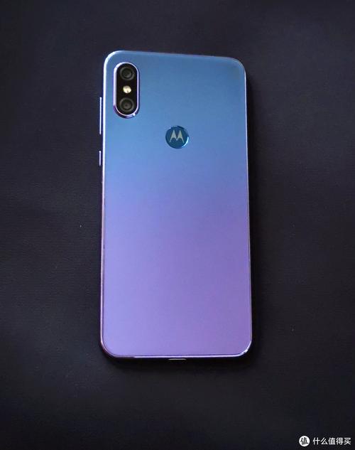 摩托罗拉 Moto P30 - 时尚拍照手机_资料库-3 摩托罗拉 Moto P30 - 时尚拍照手机_资料库-3