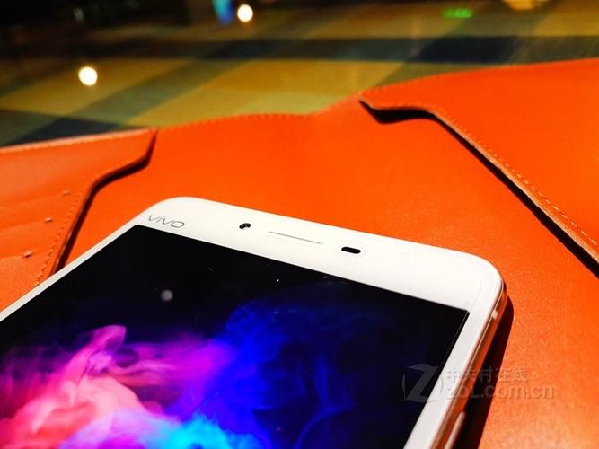 vivo X6PlusD - 超薄金属智能手机_百科资料-5