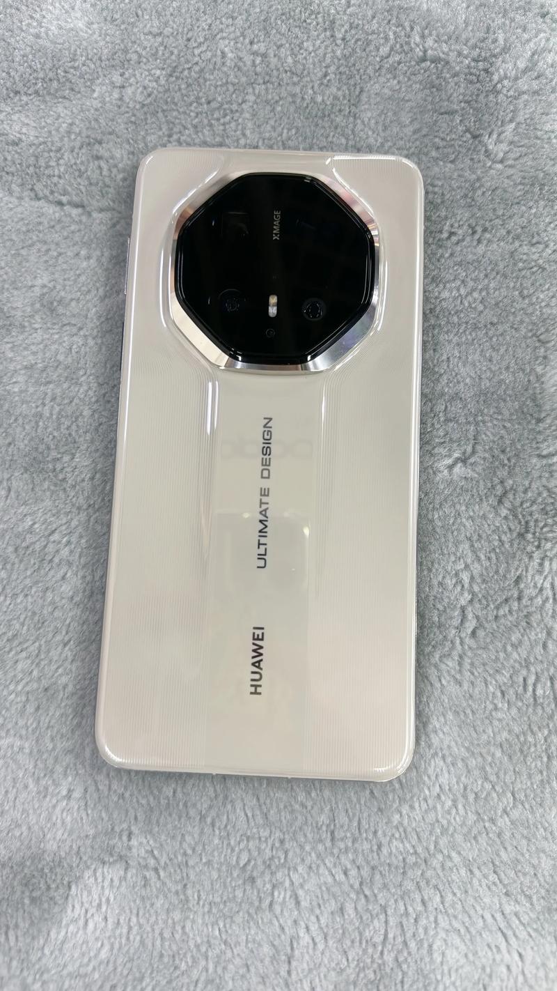 华为 Mate 70 RS 非凡大师 - 超高端旗舰手机_百科资料-4