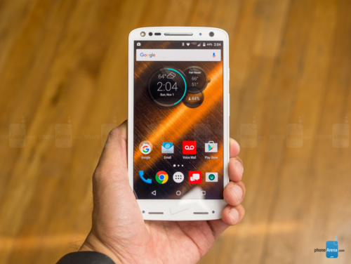 DROID Turbo - 超长续航智能手机_百科资料-3