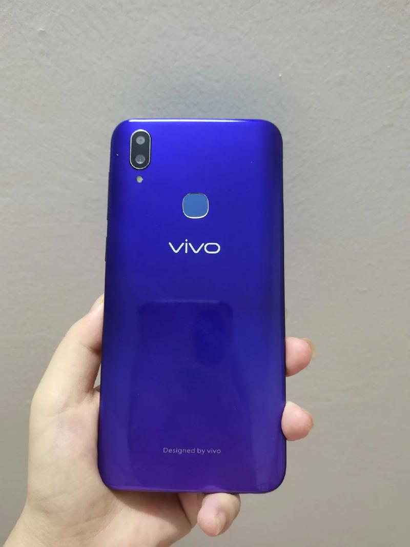 vivo Z3i - 全面屏双摄手机_资料库-5