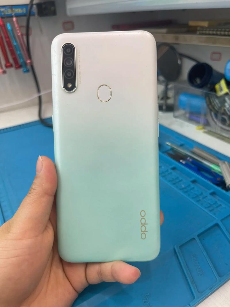 OPPO A8 - 高清大屏智能手机_资料库-3 OPPO A8 - 高清大屏智能手机_资料库-3