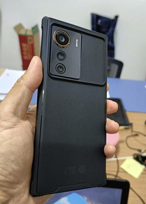 中兴Axon 50 Lite - 长续航5G手机_资料手册-4