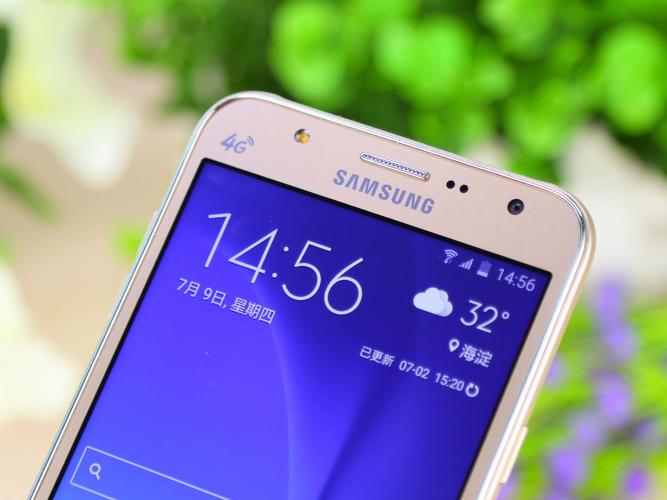 Galaxy J7 2016 - 大屏长续航智能手机_资料手册-4 Galaxy J7 2016 - 大屏长续航智能手机_资料手册-4