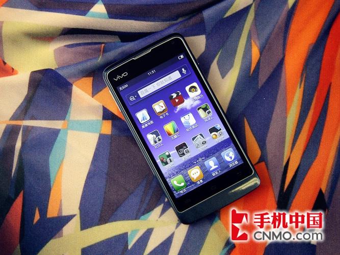 vivo 步步高vivo E3 - 高清拍照智能手机_资料手册-3 vivo 步步高vivo E3 - 高清拍照智能手机_资料手册-3