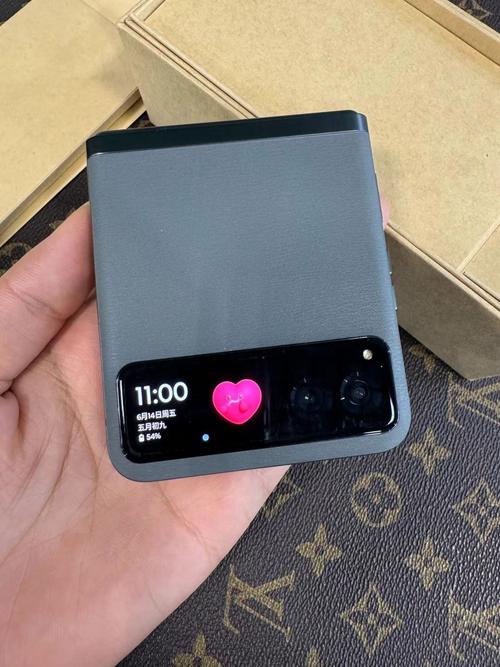 摩托罗拉 Moto razr 40 - 折叠屏潮流手机_资料库-3
