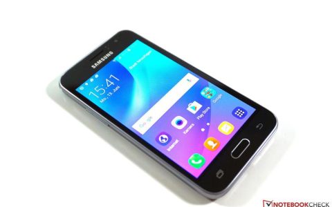 Galaxy J1 (2016) – 入门级智能手机_百科资料