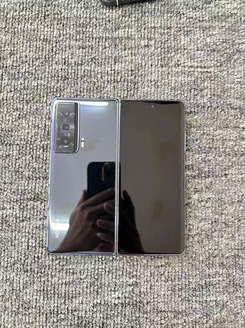 荣耀Magic Vs - 折叠屏旗舰手机_百科资料-5