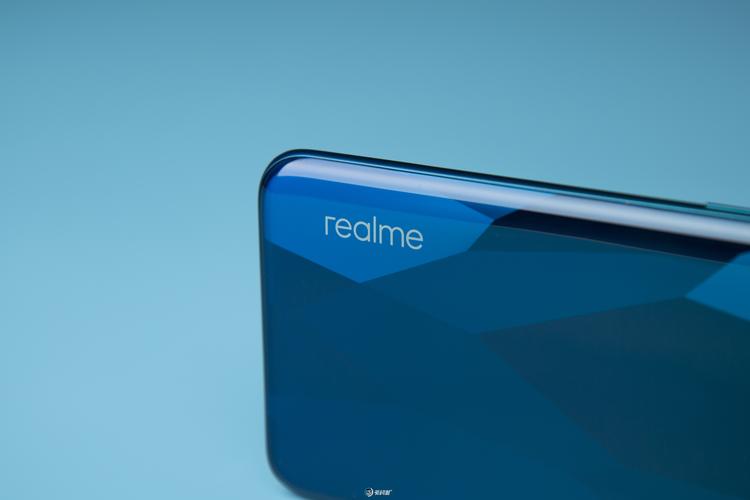 realme Q - 4800万四摄智能手机_百科资料-3