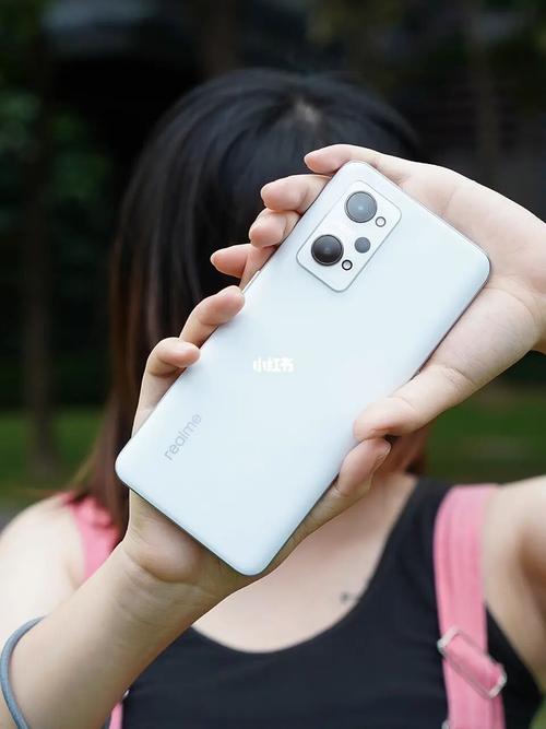 realme Q5 Pro - 骁龙870游戏手机_资料手册-4 realme Q5 Pro - 骁龙870游戏手机_资料手册-4