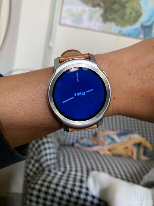 摩托罗拉 Moto 360 - 经典圆形智能手表_百科资料-4 摩托罗拉 Moto 360 - 经典圆形智能手表_百科资料-4