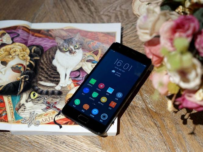 联想ZUK Z2里约版 - 小屏超长续航手机_资料手册-3 联想ZUK Z2里约版 - 小屏超长续航手机_资料手册-3