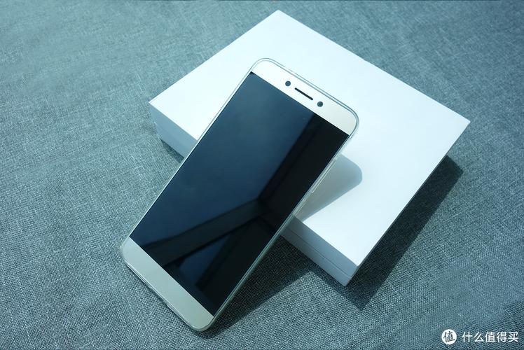 乐视超级手机 2 Pro - 十核全金属手机_资料手册-3