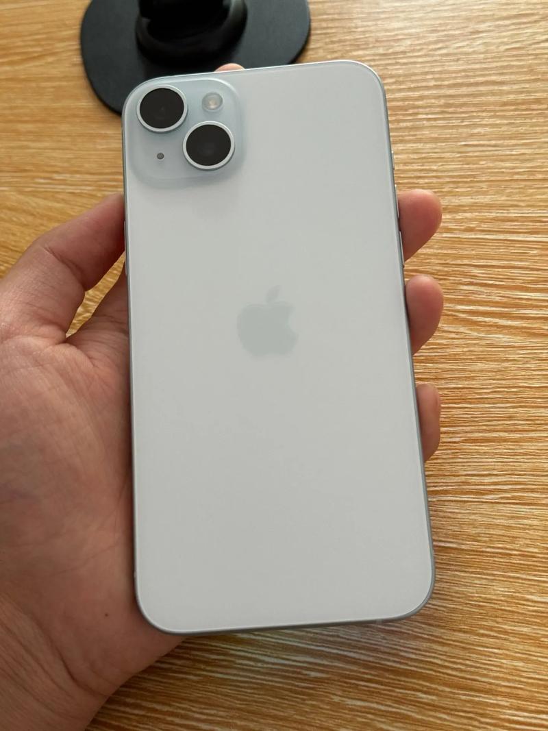 iPhone 15 Plus - 大屏旗舰智能手机_资料库-3