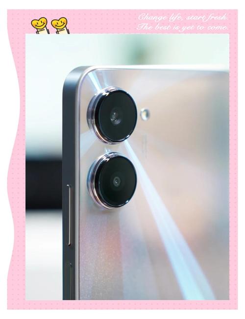 realme 10 Pro+ - 一亿像素曲屏手机_资料库-3