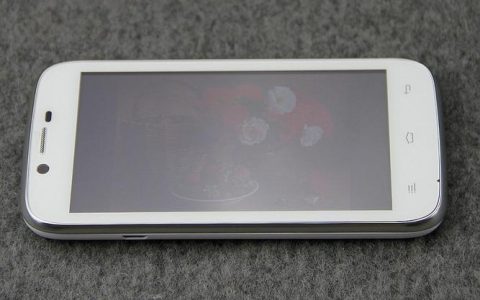 金立 C800 – 经典翻盖手机_百科资料