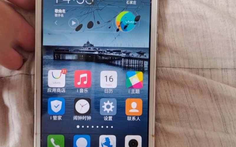 vivo Y51 - 超清影像智能手机_百科资料-3 vivo Y51 - 超清影像智能手机_百科资料-3