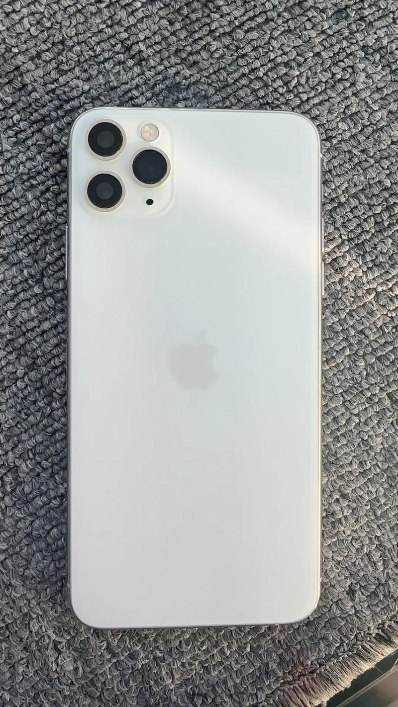 iPhone 11 Pro Max - 三摄旗舰智能手机_资料库-1 iPhone 11 Pro Max - 三摄旗舰智能手机_资料库-1