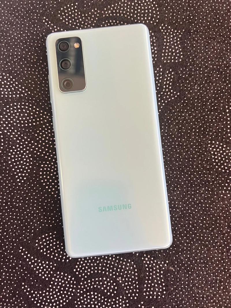 Galaxy S24 FE 5G S7210 - 高刷旗舰智能手机_资料库-4 Galaxy S24 FE 5G S7210 - 高刷旗舰智能手机_资料库-4