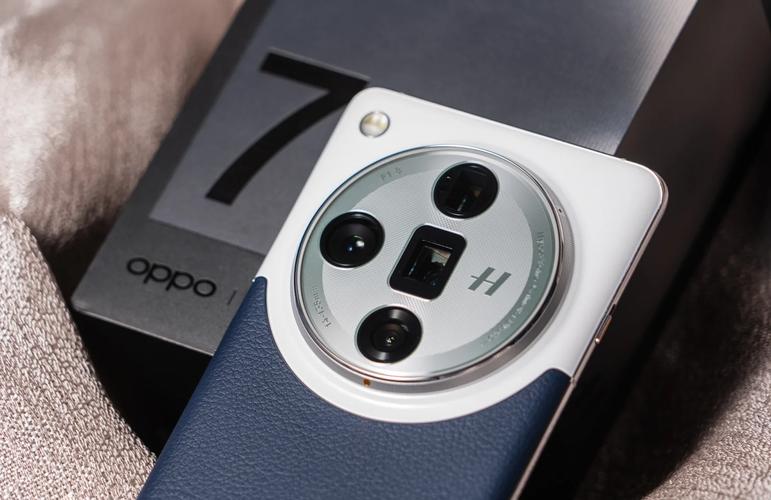 OPPO R601 - 经典翻盖拍照手机_资料手册-3