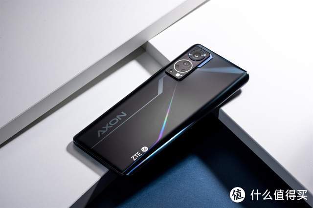 中兴Axon 30 - 屏下摄像旗舰手机_百科资料-3