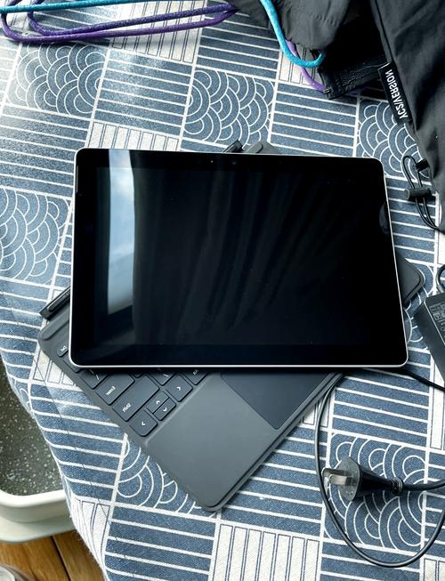 Microsoft Surface Go - 便携二合一平板_资料手册-4
