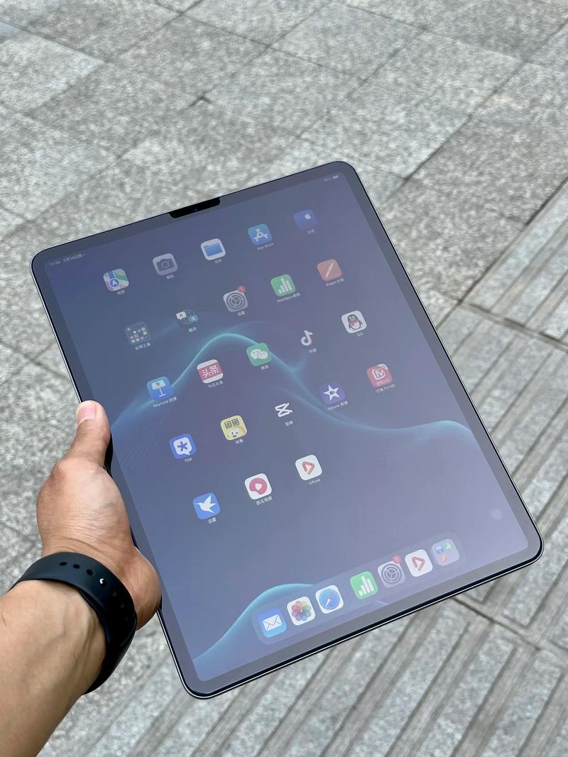 12.9 英寸 iPad Pro (第 4 代) - 全面屏旗舰平板_资料手册-3
