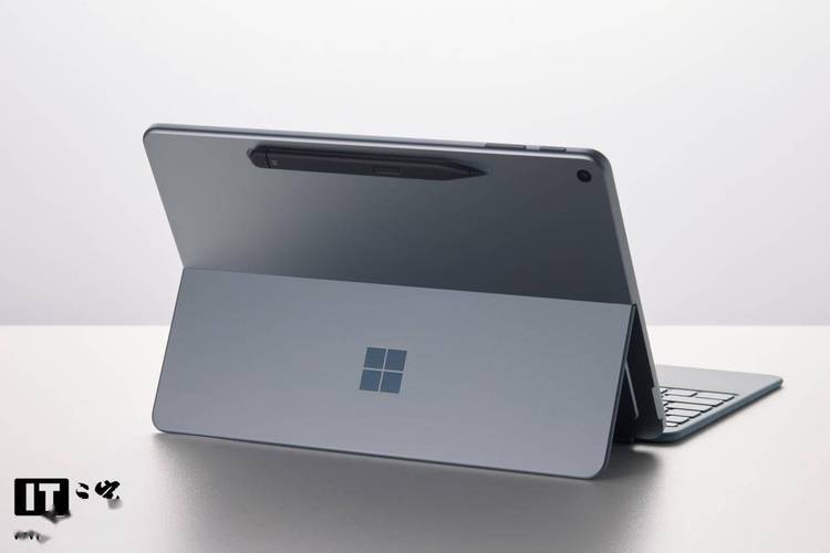 Microsoft Surface Pro 12 (2025) – 触控二合一笔记本_资料库