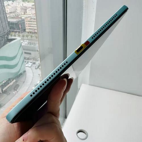 荣耀平板4 (4G) - 4G全网通平板_资料手册-3 荣耀平板4 (4G) - 4G全网通平板_资料手册-3