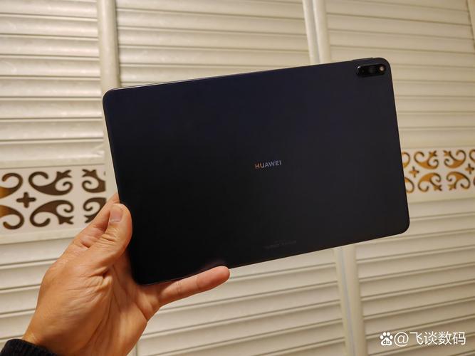 华为 MatePad Pro 10.8 英寸 2019 - 全面屏生产力平板_资料手册-2 华为 MatePad Pro 10.8 英寸 2019 - 全面屏生产力平板_资料手册-2